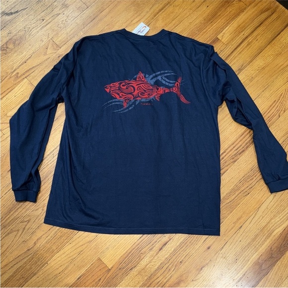 Maui Crazy Shirts Tribal Fish Graphic Long Sleeve - Picture 2 of 5